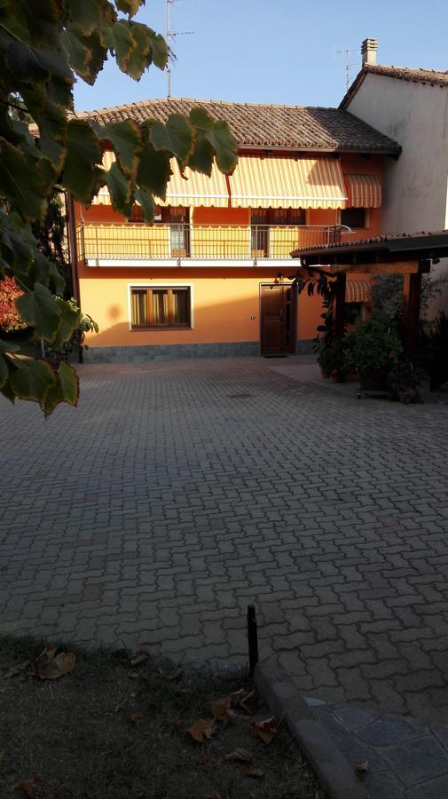 Casa Sammo Villa Piobesi d'Alba Exterior photo